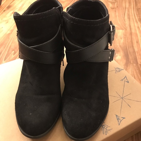 Indigo Rd. Bootie - Picture 4 of 6